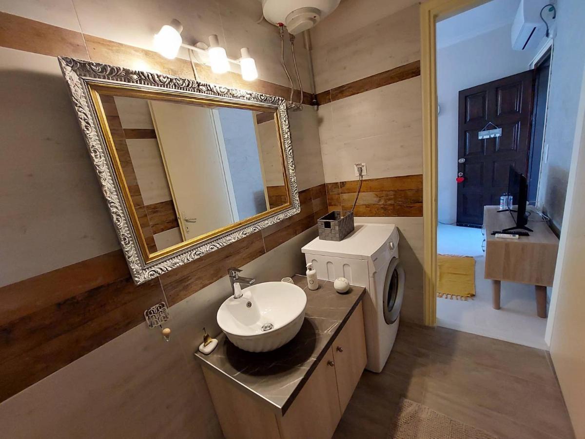 Anatoli Apartment Перама Екстериор снимка