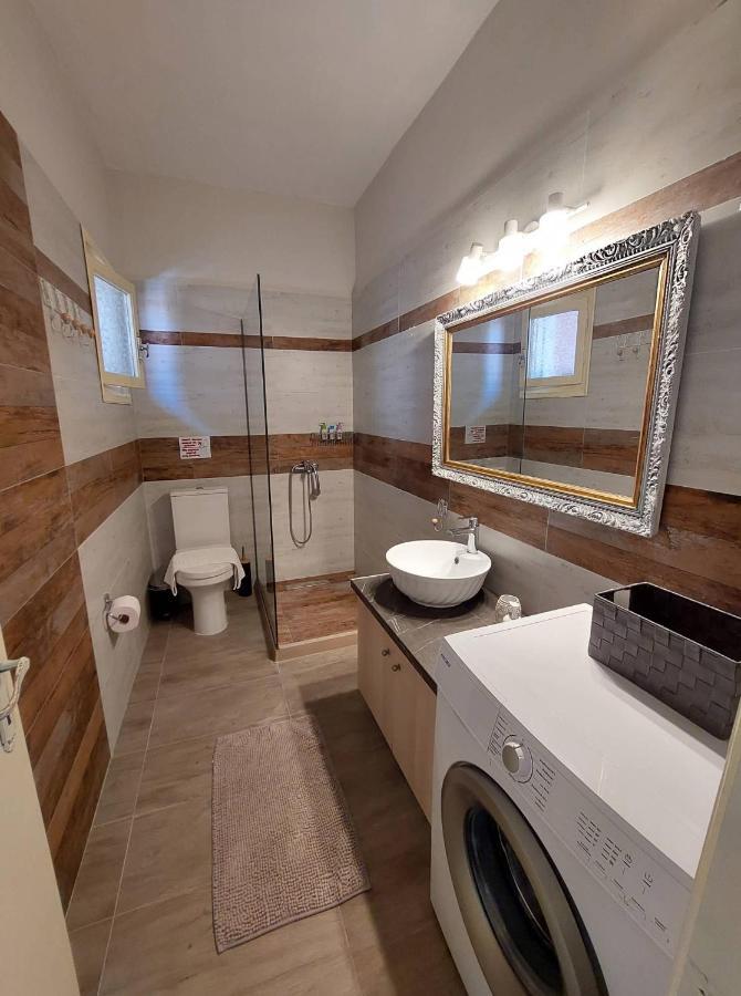 Anatoli Apartment Перама Екстериор снимка